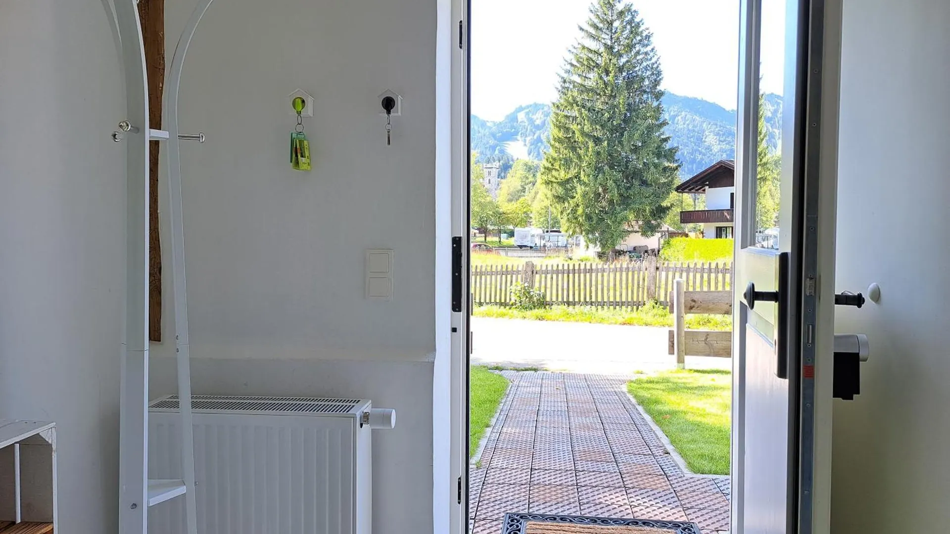 Apartment Neu! Ferienwohnungen Im Lueftlmalereck, Hennalahaus Oberammergau